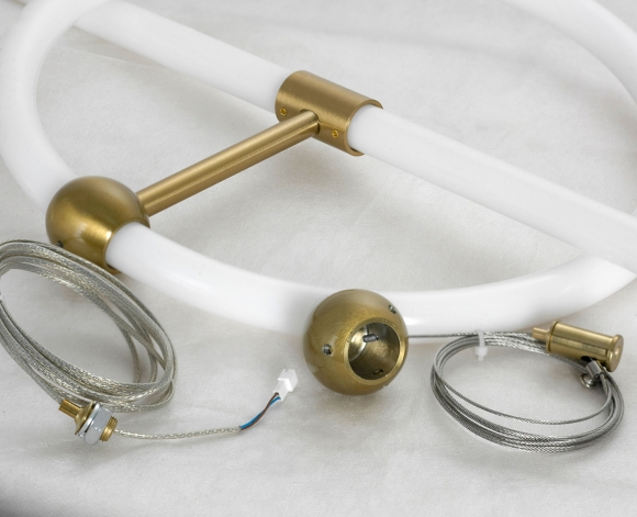 Линейно-подвесной светильник Lussole LSP-7021 Линейно-подвесной светильник Lussole LSP-7021