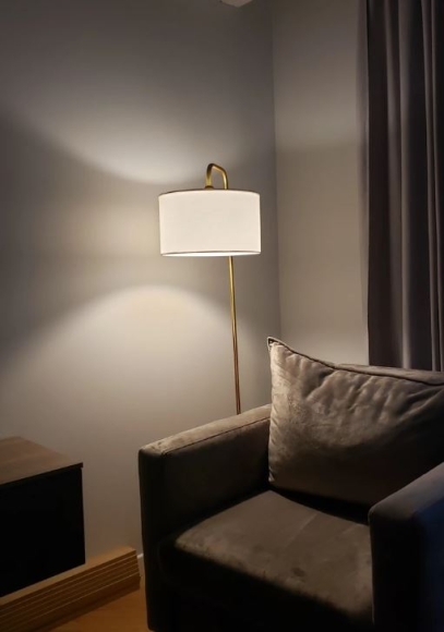 Торшер Lussole  YOKON LSP-0574