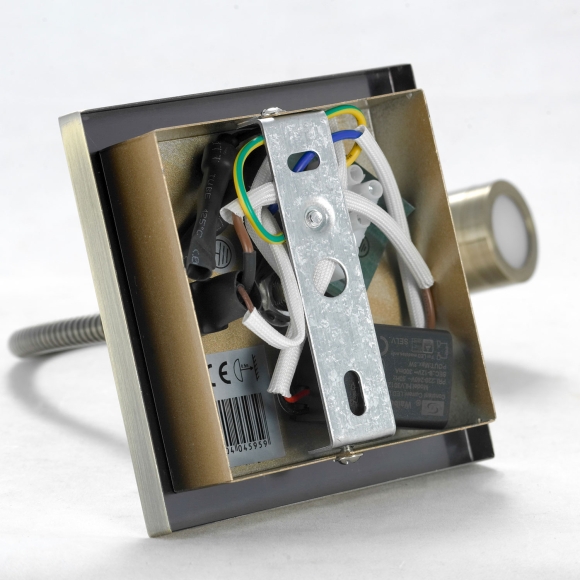 SY9758_4.jpg SY9758_4.jpg