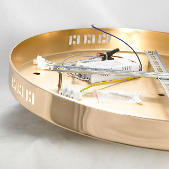 SY7748_6.jpg SY7748_6.jpg